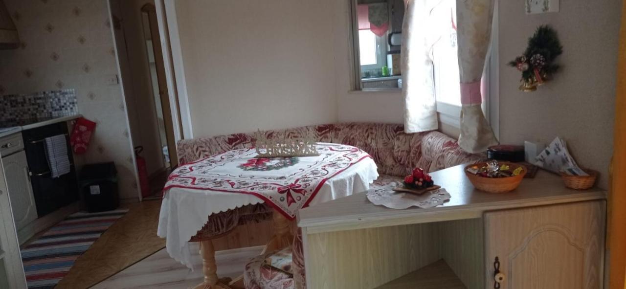 Kupai Apartman Daire Tiszaújváros Dış mekan fotoğraf