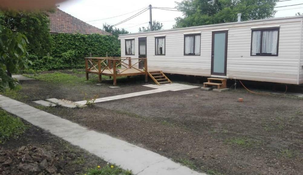 Kupai Apartman Daire Tiszaújváros Dış mekan fotoğraf